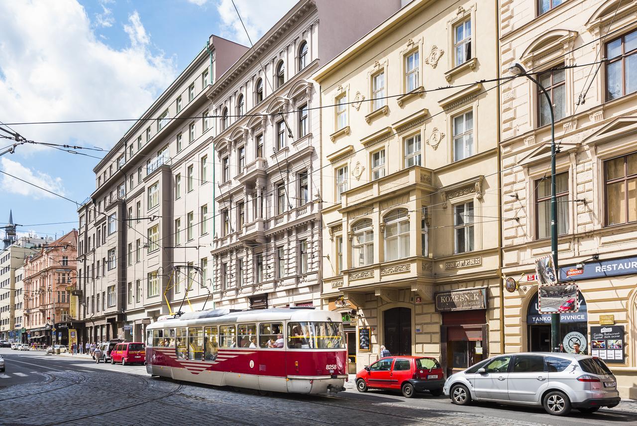 Spalena Apartment Praha Bagian luar foto